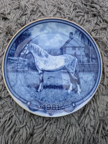 Collectable vintage 1981 blue - collectable,