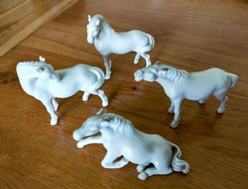 Porcelain horse figure - porcelain,