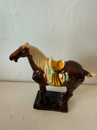 Vintage chinese tang brown - vintage,