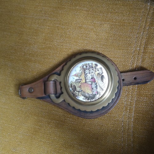 Horse brass with porcelain and