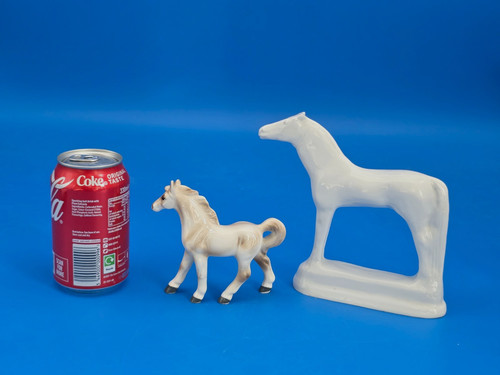 Two porcelain horse figurines - porcelain,